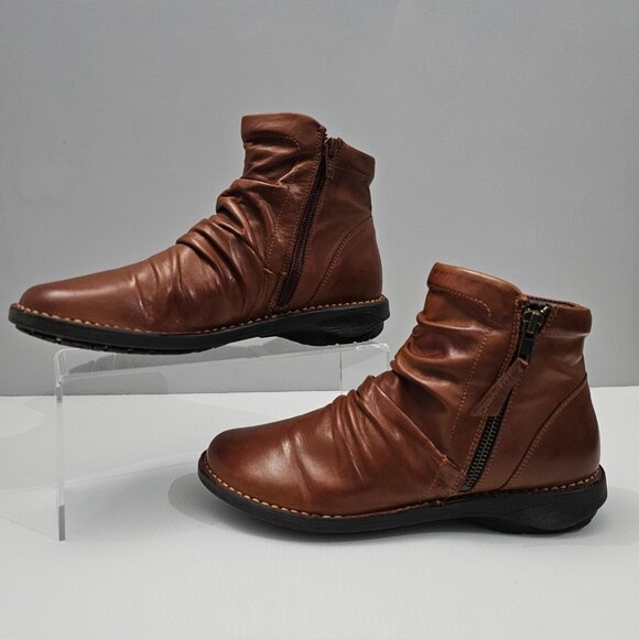Miz Mooz Pleasant Ankle Bootie Womens EU 38 Slouch Brown Leather Comfort Zip NEW - Picture 2 of 14